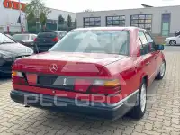 1987 Mercedes Benz 200