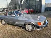 1987 Mercedes Benz SL 560