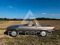 1987 Mercedes Benz SL 560