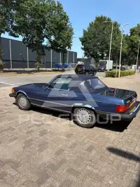 1987 Mercedes Benz SL 560