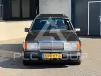 1988 Mercedes Benz E 300
