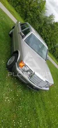 1988 Mercedes Benz 560
