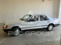 1988 Mercedes Benz E 200