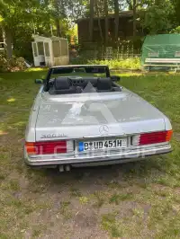 1988 Mercedes Benz SL 300