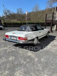 1988 Mercedes Benz SL 560