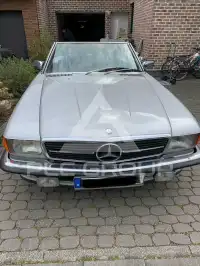 1988 Mercedes Benz SL 560
