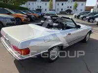 1988 Mercedes Benz SL 560