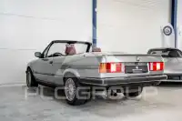 1989 BMW 320