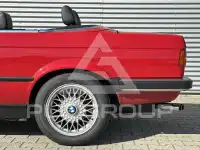 1989 BMW 320