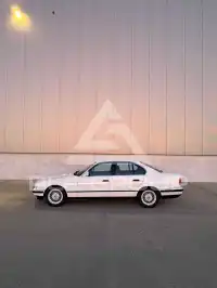 1989 BMW 520