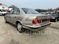 1989 BMW 520
