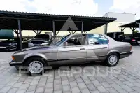 1989 BMW 730