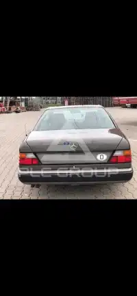 1989 Mercedes Benz E 300