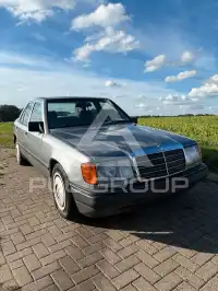 1989 Mercedes Benz E 230