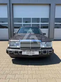 1989 Mercedes Benz E 230