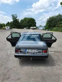 1989 Mercedes Benz E 300