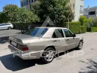 1989 Mercedes Benz E 300