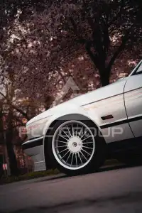 1990 BMW 525