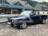 1990 BMW 320
