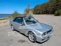 1990 BMW 320