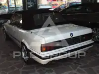 1990 BMW 320
