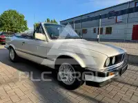 1990 BMW 320