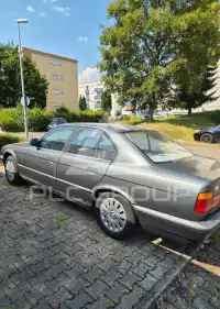 1990 BMW 520