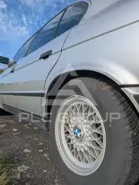 1990 BMW 520