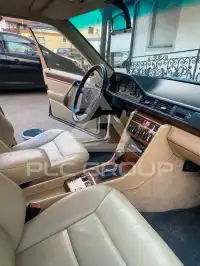 1990 Mercedes Benz E 300