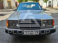 1990 Mercedes Benz E 300