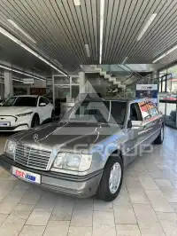 1990 Mercedes Benz 250