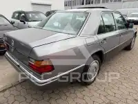 1990 Mercedes Benz 200