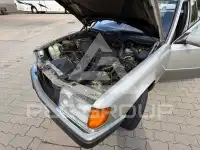 1990 Mercedes Benz E 230