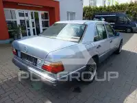 1990 Mercedes Benz E 230