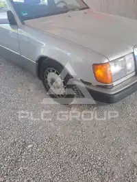 1990 Mercedes Benz E 300