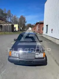 1990 Mercedes Benz E 200