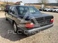 1990 Mercedes Benz E 200