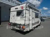 1990 Peugeot J5