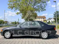 1991 BMW 320