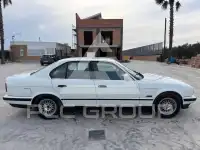 1991 BMW 520