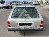 1991 Mercedes Benz E 300