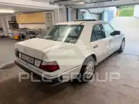 1991 Mercedes Benz 200