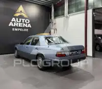 1991 Mercedes Benz 200