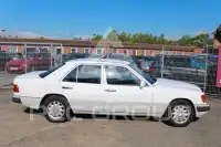 1992 Mercedes Benz 200