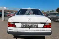 1992 Mercedes Benz 200