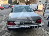 1992 Mercedes Benz 200
