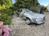 1992 Mercedes Benz 220