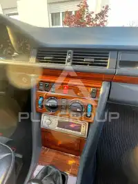 1992 Mercedes Benz E 200