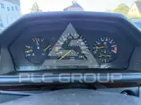 1992 Mercedes Benz E 220