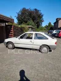 1992 Ford ESCORT